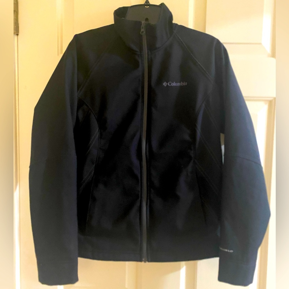 Columbia jacket size small